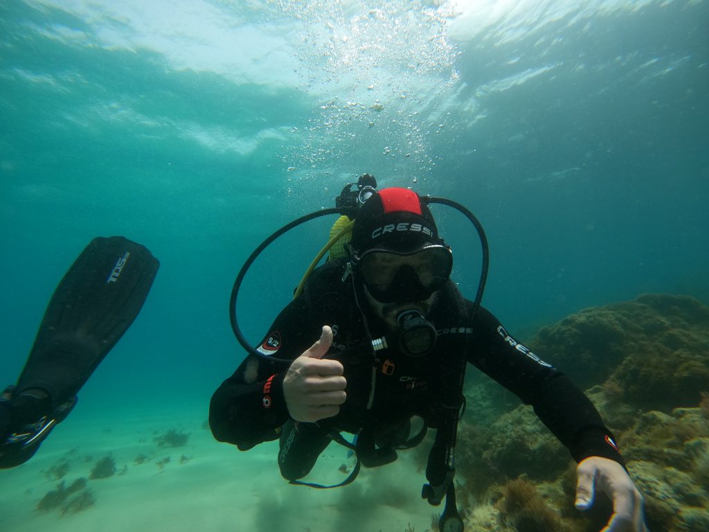 Descubre el boxeo - Carlos Khaibar Boxing - Descubriendo nuevos deportes I: iniciación al buceo en Tarifa - WhatsApp Image at x